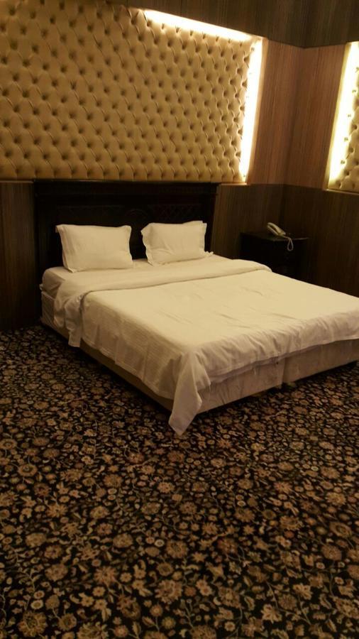 Hotel Almakan 105 3*