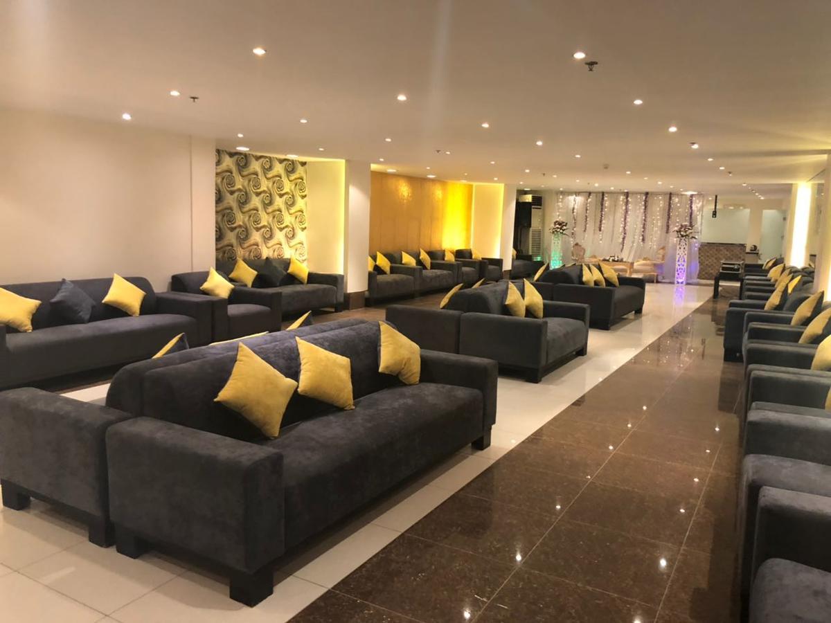 Hotel Almakan 105